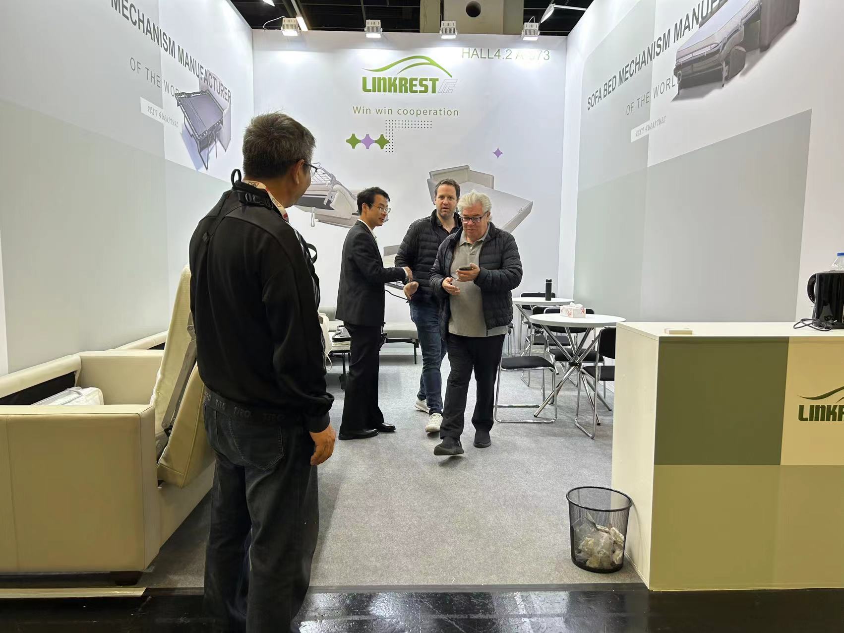 La feria de carpintería internacional de Colonia terminó con éxito, y el stand de Linkrest fue muy popular.